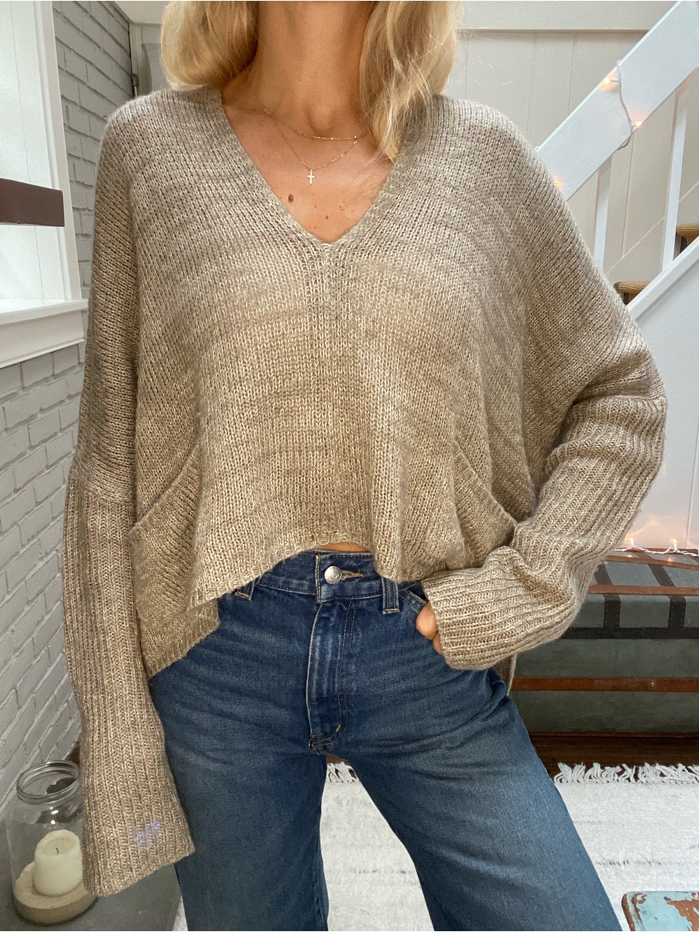 INTRO Women’s V-neck Loose Fit Beige/Grey Pocket Sweater! 🍂